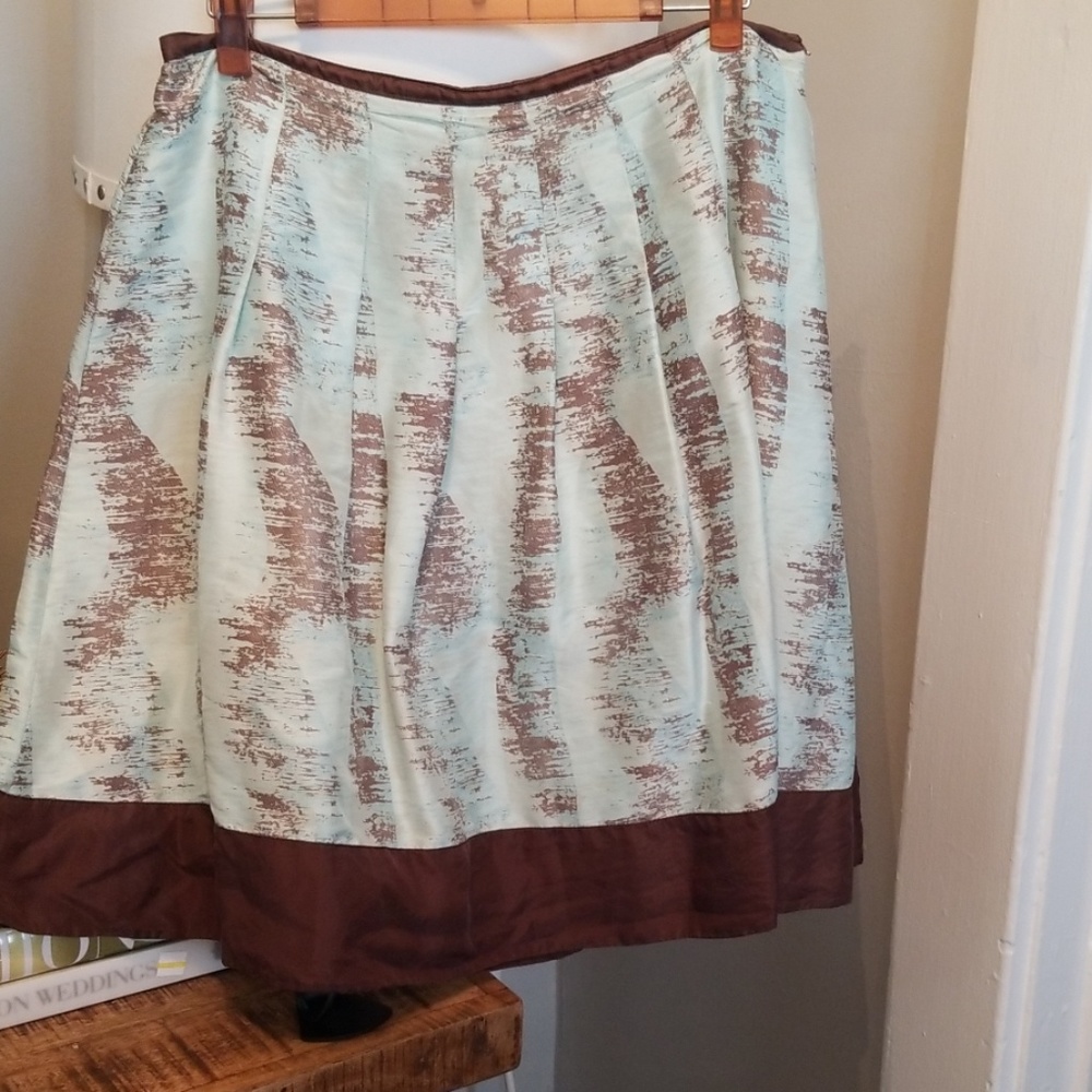 odille silk line green and brown skirt,  size 10
